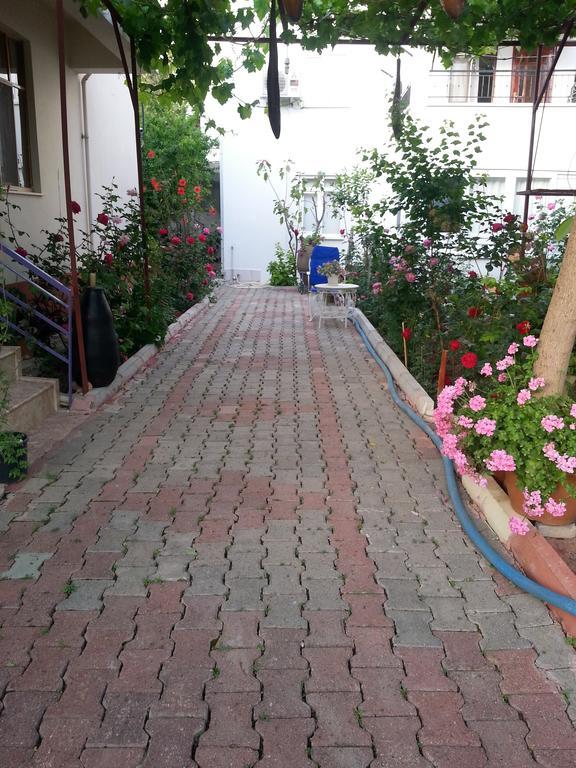 Keramos Pansiyon Finike Esterno foto