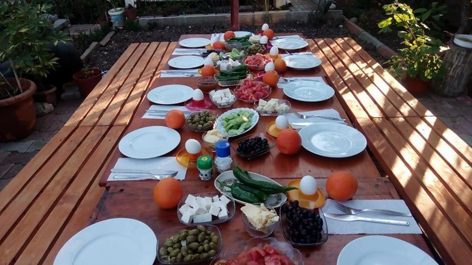 Keramos Pansiyon Finike Esterno foto